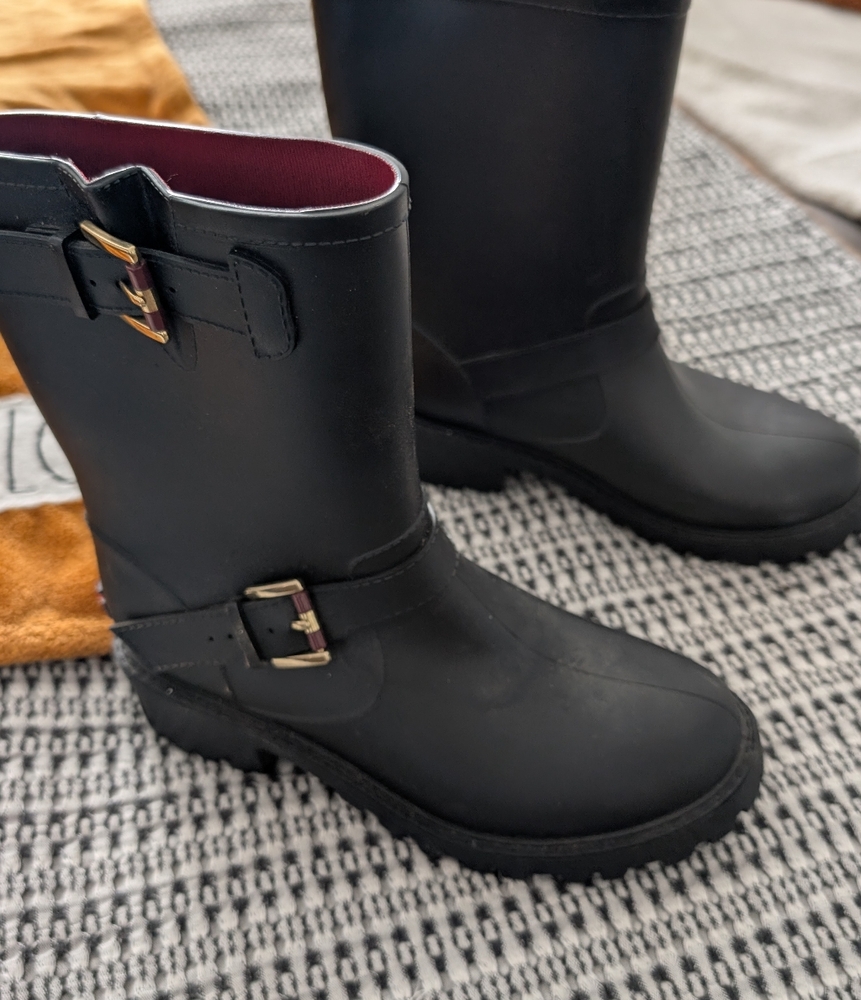 Black Buckle Rain Boots